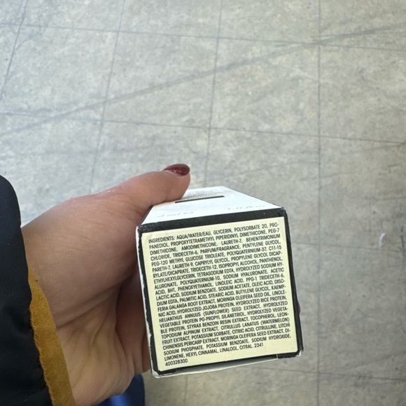 Oribe power drops hydration and anti pollution booster - Picture 4 of 5